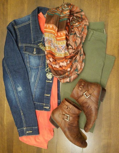 b29eed44276144e4e8103a661f9a78b7desc44883078ri Look Boho Chic, Olive Pants, Jean Jacket Outfits, Jacket Denim, Jeans Jacket, Distressed Denim Jacket, Denim Jacket Women, Fall Fashion Outfits, Mode Inspiration