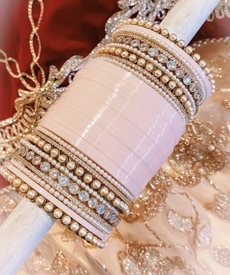 White Chooda, Chooda Designs, Choora Ceremony, Bridal Kalire, White Bangles, Bangles Ideas, Bridal Chooda, Bangles Bridal, Fabric Bangles