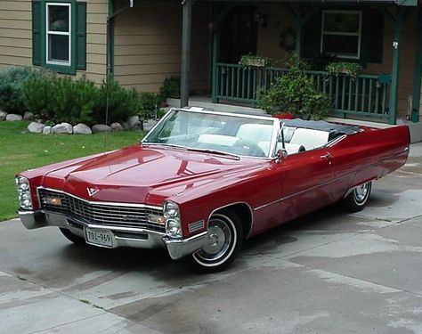 1967 Cadillac Coupe DeVille Convertible Cadillac Convertible, Diy Hobbies, Hobbies Crafts, Cadillac Coupe Deville, Classic Cadillac, Old American Cars, Coupe Deville, Automobile Companies, Cadillac Ct6