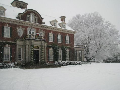 ONE OF MY FAVORITE PLACES TO BE AT CHRISTMAS TIME ~ WESTBURY HOUSE , LONG ISLAND . Westbury House, Alternative Luxe, Long Island House, Mansion Exterior, Winter Wonder, Humble Abode, Winter Aesthetic, Winter House, Pretty House