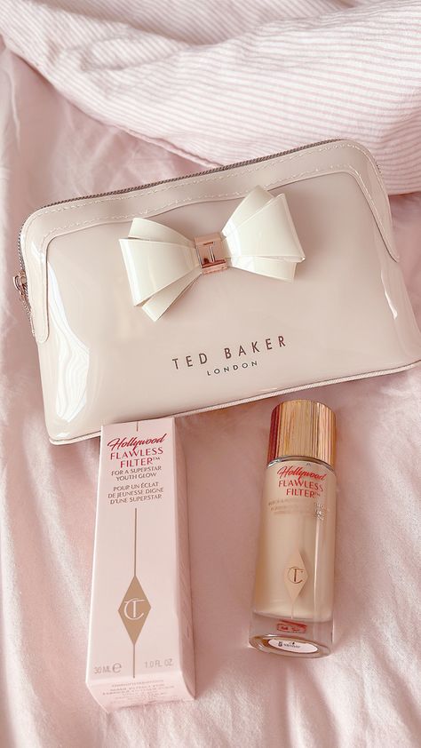 Ted Baker Makeup, Fancy Jewellery Designs, Pink Girly Things, Fancy Jewellery, Tea Roses, Girls Life, Makeup Art, Pink Bag, Birthday Wishes