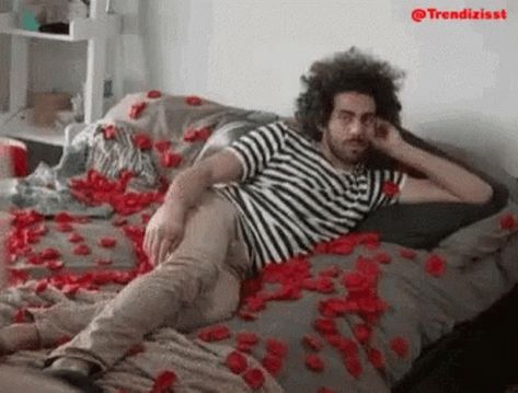 Happy Valentines Day Wife, Valentines Day Card Memes, Happy Valentine's Day Husband, Bed Meme, Seductive Gif, Valentines Day Husband, Happy Valentines Day Gif, Happy Valentines Day Funny, Valantine Day