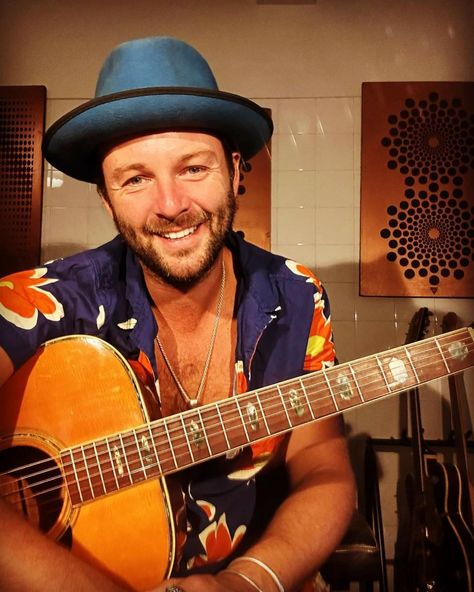 Keith Harkin, Celtic Thunder