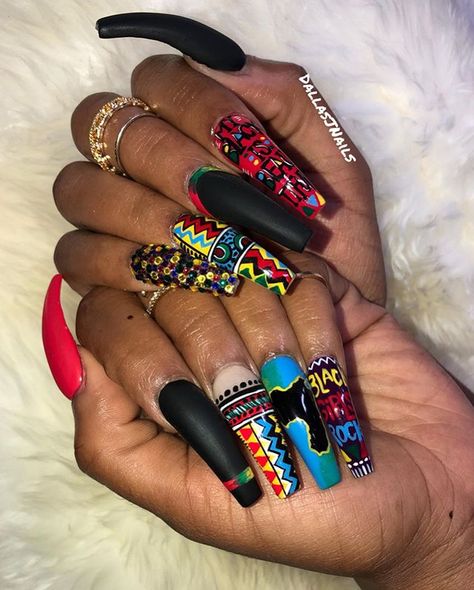 Black Woman Pedicure, African Print Nails, African American Nails, African Nails Design Black Women, Blm Nails, African Nail Art, Juneteenth Nails, Rasta Nails, Avatar Pfp