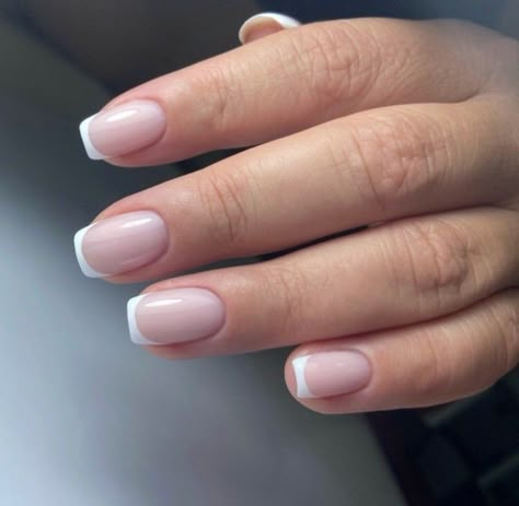 French Fade Nails, French Tip Gel Nails, Gel Nails French, Acrylic Toe Nails, French Manicure Nails, Pointed Nails, Casual Nails, Neutral Nails, Girls Nails