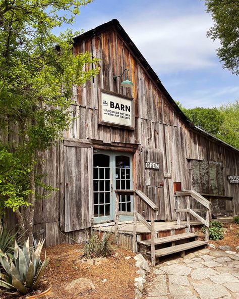 Hiking In Texas, Gruene Texas, River Restaurant, Texas Travel Guide, Chic Shack, Texas Restaurant, Explore Texas, New Braunfels Texas, Texas Monthly