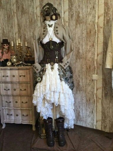 Steampunk Doll Dress Form, Steampunk Costume, Roblox Outfit, Steampunk Clothing, Old Fashion, Fairy Dress, Mode Inspo, Fashion Design Clothes, Steam Punk