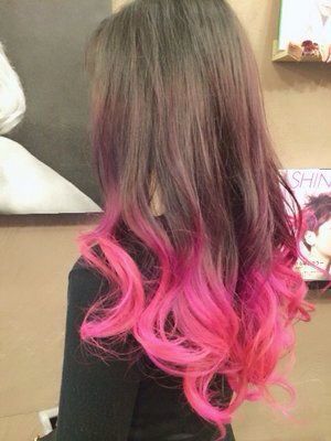 So cute if only I could pull off a dip dye for my ends of my hair Brown Hair Pink Ends, Purple Hair Tips, Pink Hair Tips, Reverse Ombre Hair, Natural Brown Hair, Dyed Tips, Pink Tips, Hair Dye Tips, Dip Dye Hair