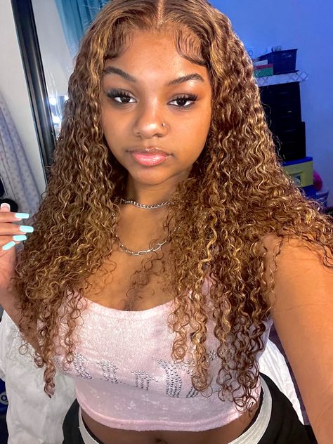 Pretty Black Mom Face Claim, Black Mom Face Claim, Mom Face Claim, Face Cam, Mirror Flicks, Celebrity Selfies, Black Barbie, Pretty Selfies, Catfish