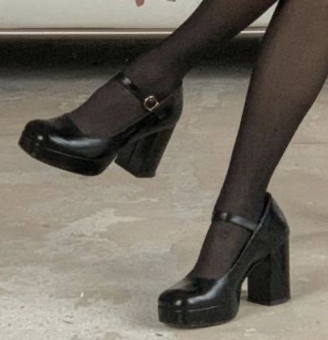 Black Stockings, Pretty Shoes, Cute Shoes, Dark Academia, Old Money, Mary Janes, Stockings, High Heels, Fashion Inspo