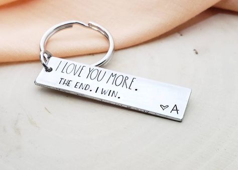 Small Keychains, Simple Boyfriend Gifts, Anniversary Keychain, Youngstown Ohio, Student Christmas Gifts, Bf Gifts, Love You The Most, Bookmark Gifts, Anniversary Gifts For Couples