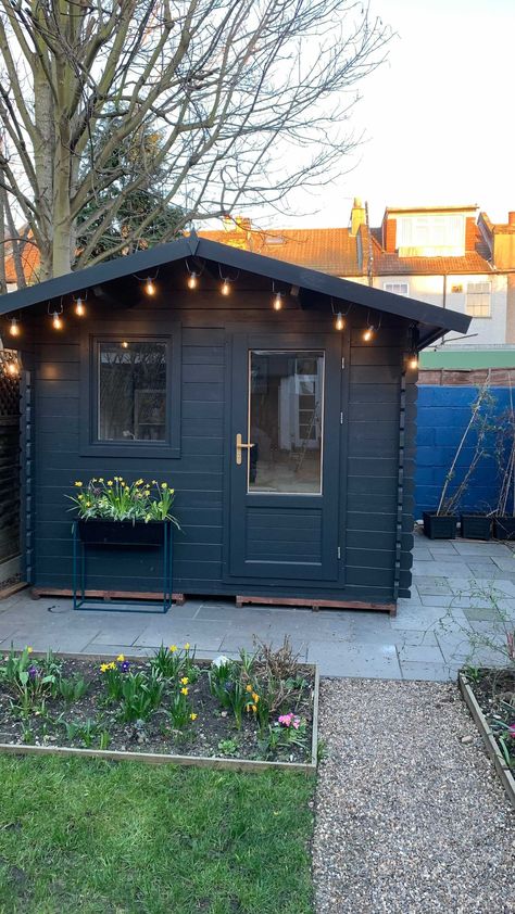 Small Back Garden Ideas With Shed, Garden Shed Studio, Shed Outdoor Decor, Garden Shed Exterior Ideas, Shed Design Ideas, Garden Office Ideas, Garden Office Shed, Small Back Gardens, Garden Shed Interiors