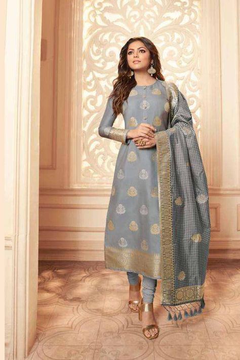 Banarsi Suit Design Latest, Suit Back Neck Design, Banarasi Suit Designs Latest, Palazzo Indian, Banarsi Suit, Silk Salwar Suit, Dress Kurti, Silk Churidar, Desi Wedding Dresses