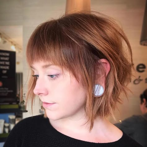 Punk Bob Haircut Bangs, Alternative Bob Haircut, Cropped Bangs, Edgy Bob Hairstyles, Pride Hair, Edgy Bob Haircuts, Red Bob Hair, Edgy Bob, Red Bob