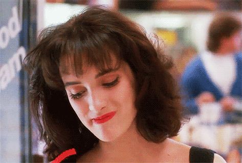 Winona Ryder Heathers, Winona Ryder 90s, Heathers 1988, 90s Style Icons, Winona Rider, Heathers Movie, Veronica Sawyer, Winona Forever, Best Friend Challenges