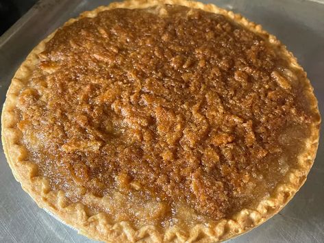 Mock Apple Pie Recipe Ritz Mock Apple Pie Recipe, Mock Apple Pie, Salty Desserts, Ritz Cracker Recipes, Dutch Apple Pie, Ritz Cracker, Pie Flavors, Coconut Pie, Apple Pie Recipe