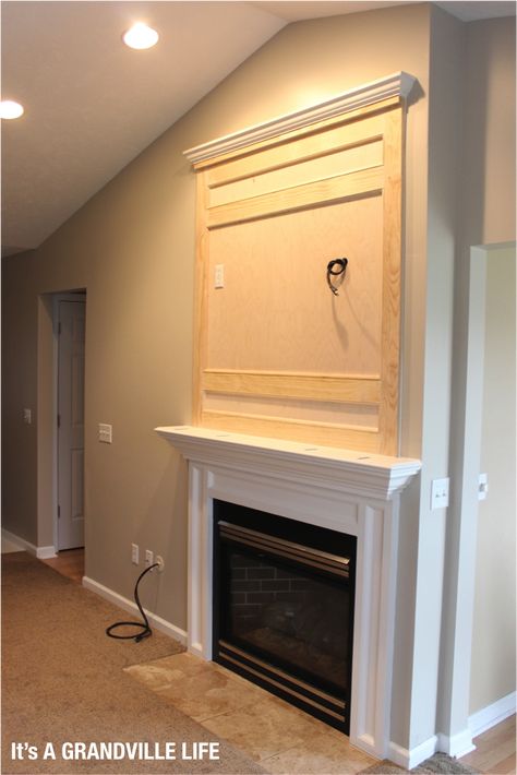 Diy Fireplace Overmantle, Wainscoting Above Fireplace, Trim Around Fireplace, Board And Batten Fireplace Wall, Board And Batten Fireplace, Update Fireplace, Fireplace Molding, Comfy Farmhouse, Batten Board