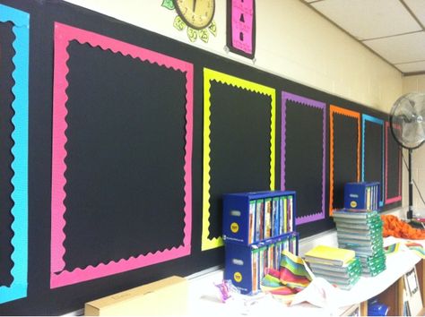 Classroom Set Up- Black chalkboard paint with bright borders for anchor charts http://thepinspiredteacher.blogspot.com/ Chalkboard Classroom, Middle School Classroom Decor, 4th Grade Classroom, Middle School Classroom, Classroom Bulletin Boards, Creative Classroom, Teacher Organization, School Posters, Classroom Setting