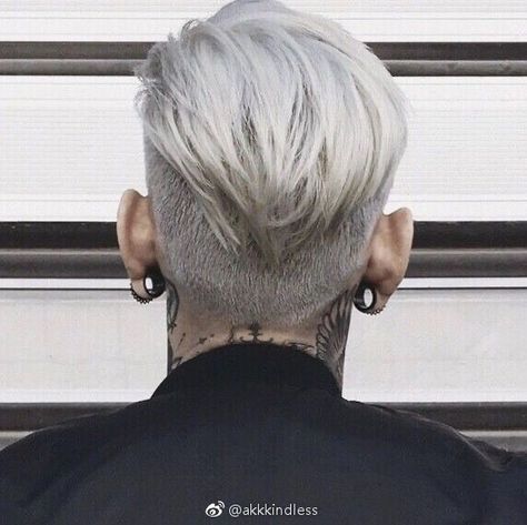 Men’s Undercut, White Ombre Hair, Taper Fade Short Hair, Undercut Haircut, Androgynous Hair, Mens Hairstyles Medium, Rockabilly Hair, Men Hair Color, Faded Hair