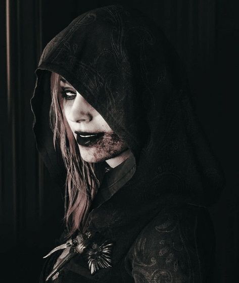 Evil Icon, Cassandra Dimitrescu, Bela Dimitrescu, Resident Evil Vii, Resident Evil 8, Resident Evil Village, Resident Evil Girl, Resident Evil Collection, Resident Evil Game