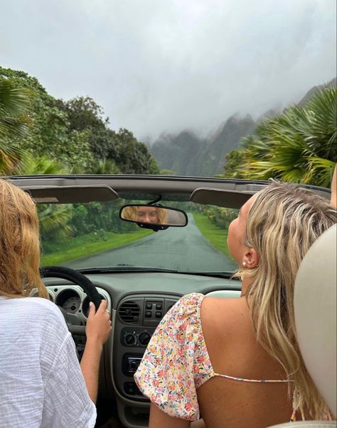 Picture from @carissa.june on IG Hawaii Car, Hawaii Aesthetic, Coconut Dream, 2024 Aesthetic, Iphone Wallpaper Themes, Car Rides, June 2024, Car Ride, Hello Beautiful