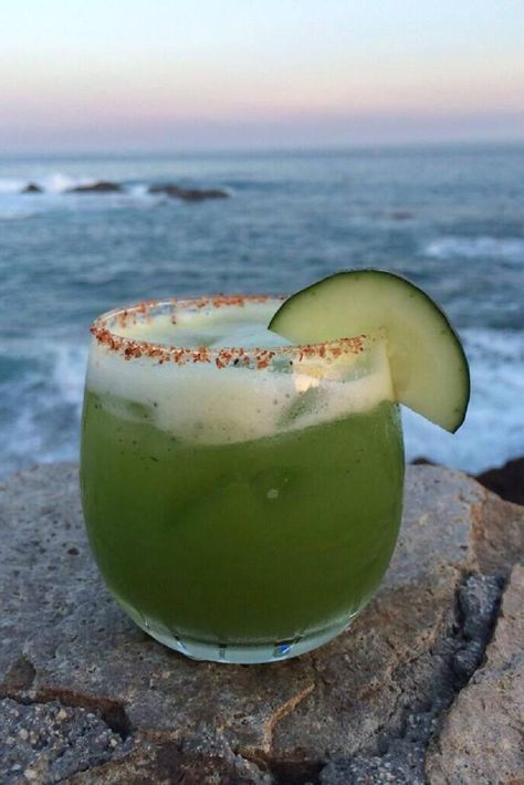 Creative Margarita Recipes, Esperanza Resort Cabo, Green Margarita, Best Margarita, Best Margarita Recipe, Mexico Hotels, Tropical Drink, Margarita Recipes, Creative Food