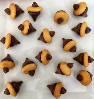 Acorn Kisses, Acorn Cookies, White Chocolate Liqueur, Hershey Kisses Chocolate, Martini Ingredients, Thanksgiving Snacks, Hershey's Kisses, Hershey Kiss, Chocolate Liqueur