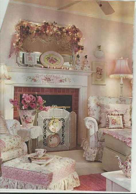 pink, shabby chic, flowers White And Pink House, Bathrooms Colors, Chic Fireplace, Shabby Chic Fireplace, Shabby Chic Room Decor, Pink House Interior, Shabby Chic Decorating, Shabby Chic Decor Living Room, Muebles Shabby Chic