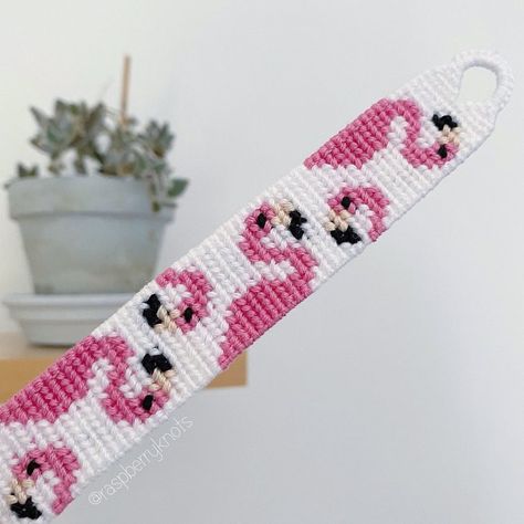 Flamingo Bracelet Pattern, Flamingo Friendship Bracelet Pattern, Bracelet Book Alpha Patterns, Summer Alpha Patterns, Alpha Patterns Bracelet Easy, Floss Bracelets Patterns, Alpha Graph, Bracelet Book Patterns, Alpha Bracelet Pattern