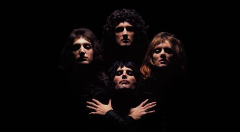 1970-1975 | Queen Photos Bohemian Pictures, Queen Albums, Queens Wallpaper, Hd Love, Queen Photos, The Killers, Band Wallpapers, Best Song Ever, Roger Taylor