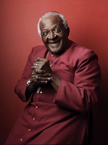 Bishop Desmond Mpilo Tutu, photographed by Annie Leibovitz (2007) Annie Liebowitz, Anne Leibovitz, Racial Harmony, Annie Leibovitz Photos, Joan Armatrading, Annie Leibovitz Photography, 7 October, Desmond Tutu, Annie Leibovitz