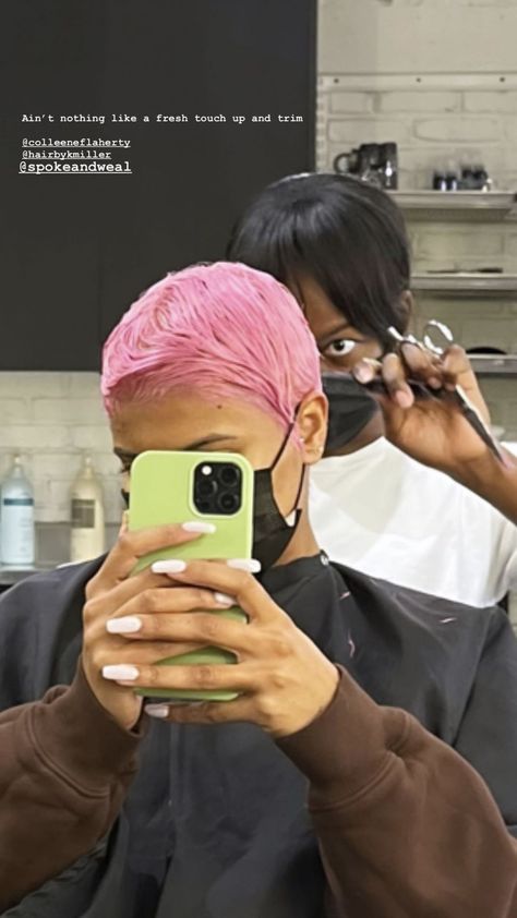 Pink Short Hair, Finger Waves Short Hair, Pink Pixie, Buzzed Hair, Natural Hair Short Cuts, Short Hair Black, Short Hair Pixie Cuts, Short Sassy Hair, Pelo Afro