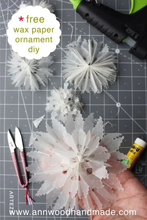 Snowflake Hangers, Wax Paper Crafts, Snowflake Ornaments Diy, Paper Ornaments Diy, Gala Themes, Snowflake Template, Ann Wood, Paper Snowflake, Paper Christmas Ornaments