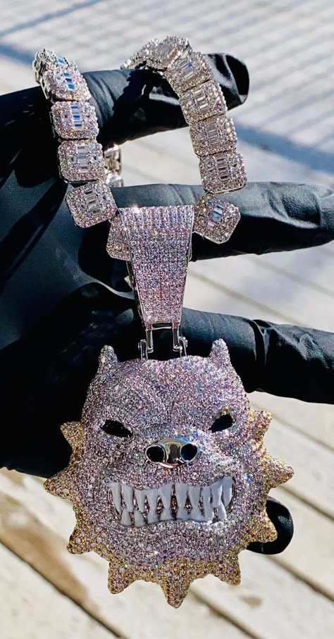 Angry Pitbull, Big Pitbull, Necklace K, Big Gold Chains, Dope Jewelry Accessories, Rapper Jewelry, Miami Cuban Link Chain, Image Swag, Miami Cuban Link