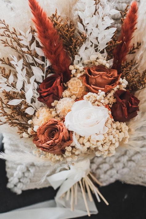 🌸 A wedding bouquet in a boho style and in a trendy terracotta shade will be the perfect solution for your wedding. We use only natural flowers that retain their appearance for 3 to 5 years and at the same time preserve the memory of the most important event in your life. 🌸 Dimensions: Luxe bridal bouquet 20" Bridal bouquet 15" Bridesmaid bouquet 11" Bridesmaid small bouquet  9" Wedding arch 28" x 16" Wedding arch 40" x 20" If you would like for us to add or take out a flower let us know and w Terracotta Bridesmaid Bouquet, Wedding Bouquet Terracotta, Terracotta Wedding Bouquet, Terracotta Bridal Bouquet, Rust Terracotta Wedding, Fall Wedding Bridal Bouquets, Champagne Wedding Flowers, Terracotta Bridesmaid, Bouquet Fall Wedding