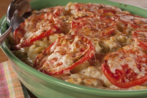 Want to be top tomato with your gang? Bake up this homestyle Tuna Melt Casserole that's packed with comforting corkscrew macaroni bathed in melty swiss cheese and topped with fresh tomatoes and they'll love it and you! Tuna Melt Casserole, Tuna Casseroles, Easy Tuna Recipes, Mr Food Recipes, Hotdish Recipes, Tuna Casserole Recipes, Dinner Board, Mr Food, Tv Recipes