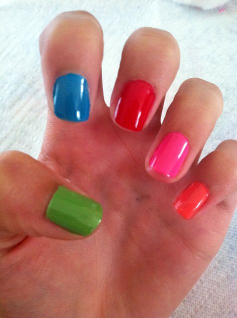 Colorful nails Different Color Nails, Nails Inspiration Summer, Natural Nail Art, Colorful Nails, Basic Nails, Colorful Nail Designs, Diamond Nails, Heart Nails, Bling Nails