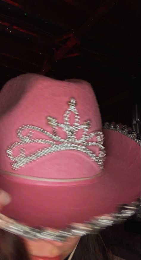 Crown Cowboy Hat, Year Concert, Star Core, Rhinestone Cowboy, Hat Aesthetic, Concert Fit, Pink Cowgirl, Pony Club, Western Aesthetic