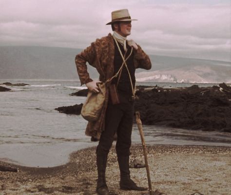 Stephen Maturin, Jack Aubrey, Cinema Shots, Patrick O'brian, Master And Commander, Paul Bettany, Fishing Photography, English Major, Travel Around Europe