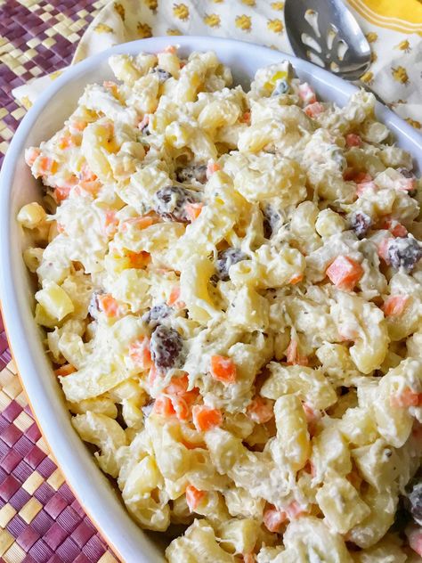 Macaroni Salad Filipino Style, Filipino Macaroni Salad, Chicken Macaroni Recipe, Chicken Macaroni Salad, Chicken Macaroni, Filipino Style, Macaroni Recipes, Macaroni Salad Recipe, Macaroni Pasta