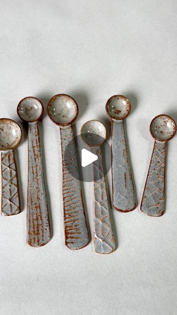 Clay Spoons, Ceramic Projects, Ceramic Spoons, Clay Art Projects, Ceramics Projects, Stoneware Pottery, Pottery Ideas, Polymer Clay Crafts, Hand Built