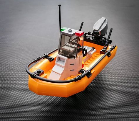 Lego Boat Ideas, Lego Boats, Easy Lego Creations, Lego Boat, Rigid Inflatable Boat, Lego Transformers, Lego Town, Rubber Boat, Micro Lego