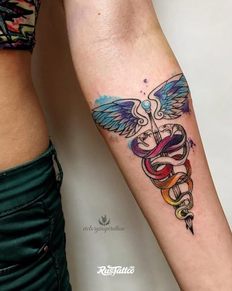 Kundalini Tattoo, Caduceus Tattoo, Classy Tattoos For Women, Unique Tattoos For Men, Nurse Tattoo, Medical Tattoo, Tattoo Floral, Tattoo On Forearm, Tatoo Inspiration