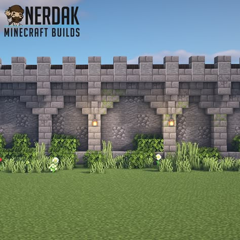 Minecraft Castle Walls, Minecraft Kale, Minecraft Medieval Castle, Minecraft Wall Designs, Minecraft Medieval Village, Villa Minecraft, Minecraft Castle Blueprints, Mansion Minecraft, Minecraft Castle Designs