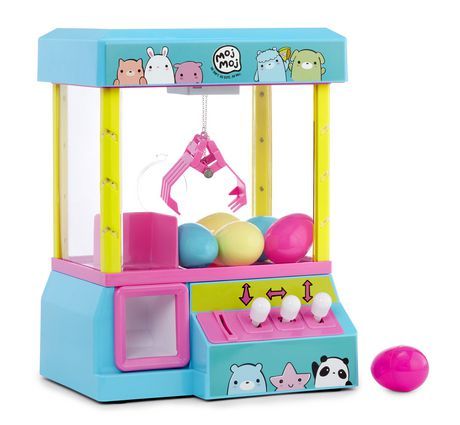 Toy Claw Machine, Mini Claw Machine, Claw Machine, Birthday List, Hot Toys, Toy Sets, Toys For Girls, Girl Dolls, Collectible Dolls