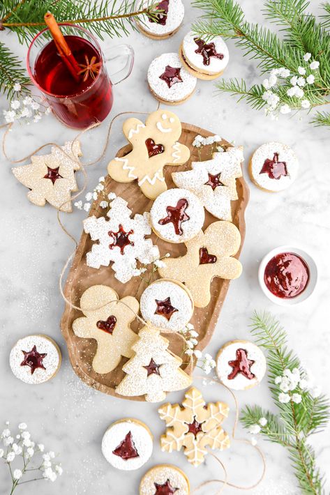 Danish Wedding Cookies, Wine Cookies, Wine Jelly, Bakers Table, Winter Cookies, Wine Flavors, Spiced Wine, Linzer Cookies, Chocolate Chip Cheesecake