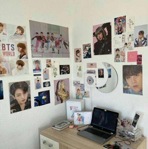 Kpop Rooms, Bts Room, Army Room Decor, Kpop Room, Army Room, Pinterest Room Decor, Indie Room, Room Goals, Redecorate Bedroom