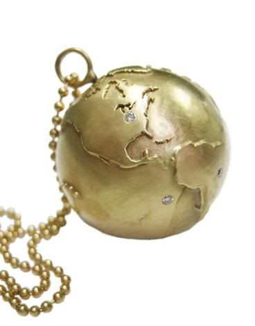 I know it’s exorbitant. I know it’s indulgent. But when I saw the handmade solid gold globe charms from Heather B. Moore jewelry recently,... Push Present, Gold Globe, Global World, Push Presents, Golden Globe, Treasure Box, Globe Pendant, Treasure Chest, Golden Globes