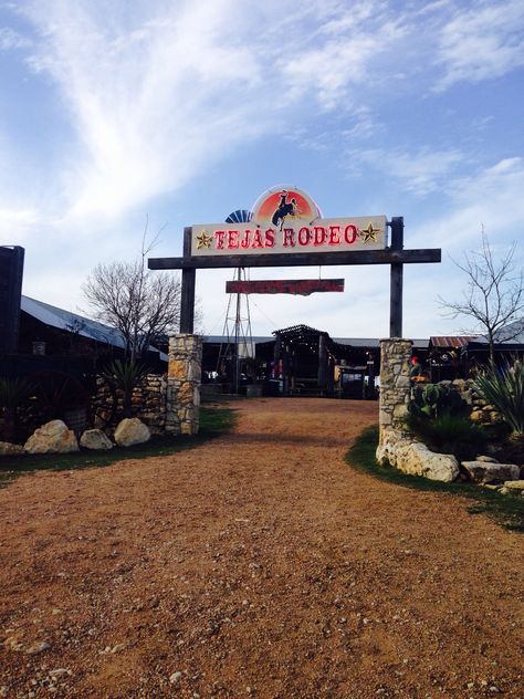 Tejas Rodeo in Bulverde Texas! San Antonio Rodeo, Texas Vibes, Neon Cowgirl, Texas Aesthetic, Michelle Carter, Texas Rodeo, Cowgirl Era, Wine Farm, Longview Texas