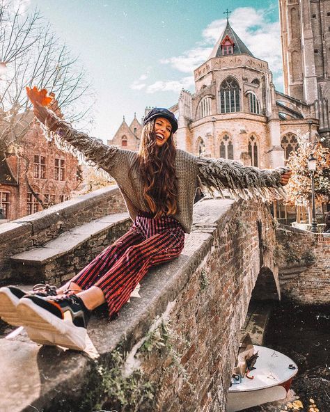 MARTA SIERRA on Instagram: “Hello. I’m the happiness fairy. I’ve sprinkled happy dust on you. Now smile damn it, this shit is expensive! 🦄✨😝” Marta Sierra, Amsterdam Photography, Amsterdam Photos, Travel Picture Ideas, Belgium Travel, Travel Photography Inspiration, Amsterdam Travel, Film Inspiration, Christmas Photoshoot